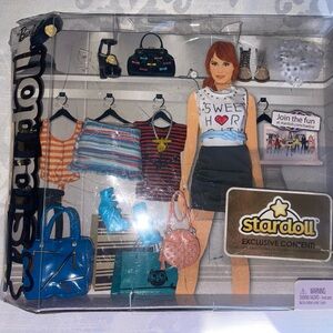 Mattel Stardoll Barbie Fashion Set Clothing and Accessories New in Box